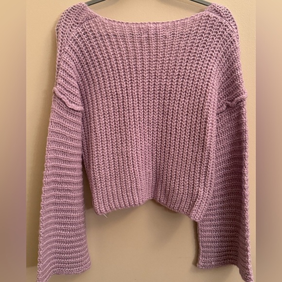 All in Favor Shaker Stitch Crop Knit V-Neck Cardigan Lavender - Picture 2 of 8